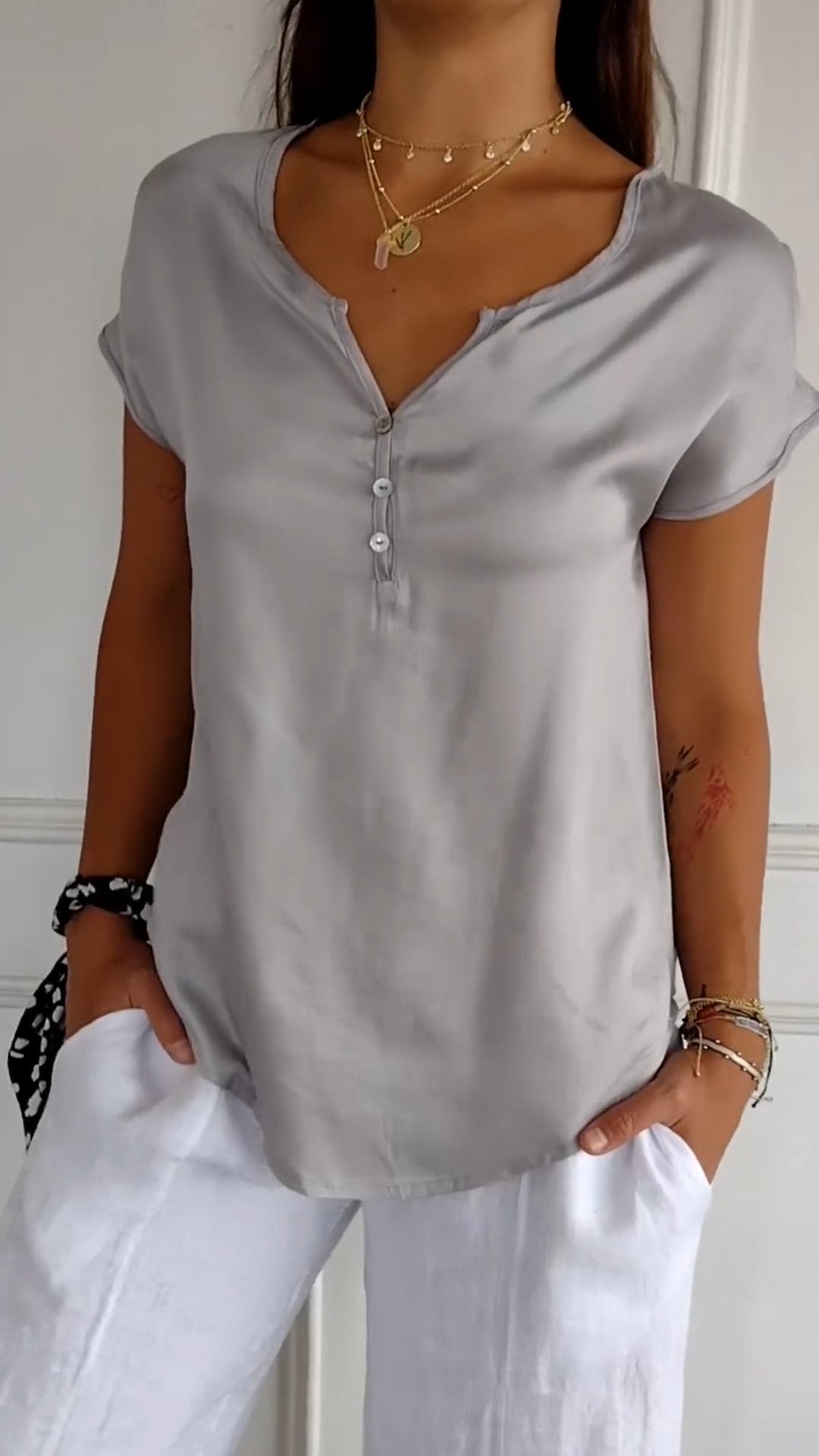 T-Shirt confortable avec décolleté en V