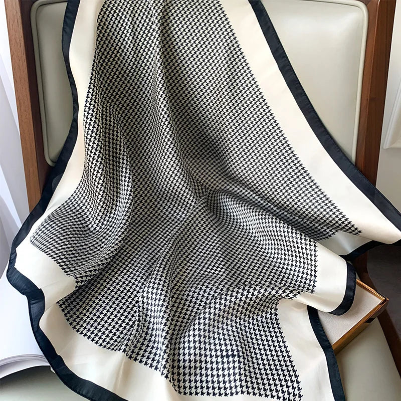 Foulard en Soie Faiha | Luxe & Élégance | Motif Rayé