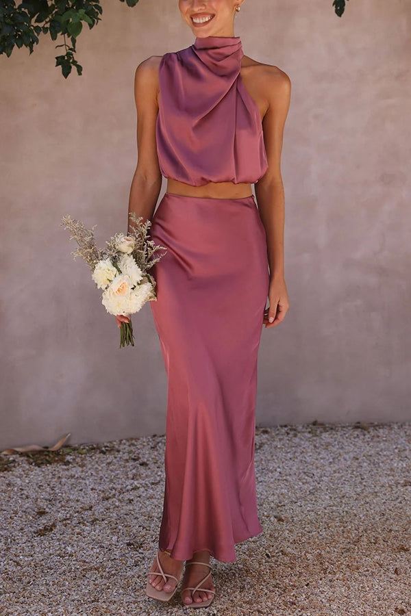 Ensemble de Deux Pièces pour Femme en Satin avec Top Halter et Jupe Longue de Soirée