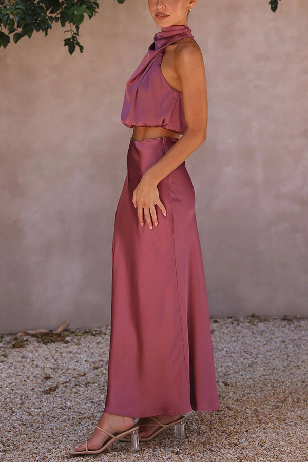 Ensemble de Deux Pièces pour Femme en Satin avec Top Halter et Jupe Longue de Soirée