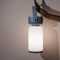 Lampe de table LED portable étanche Amanti Design cylindrique moderne