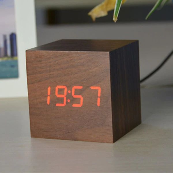 Horloge de Table Numérique Kubus Décor Moderne Intérieur