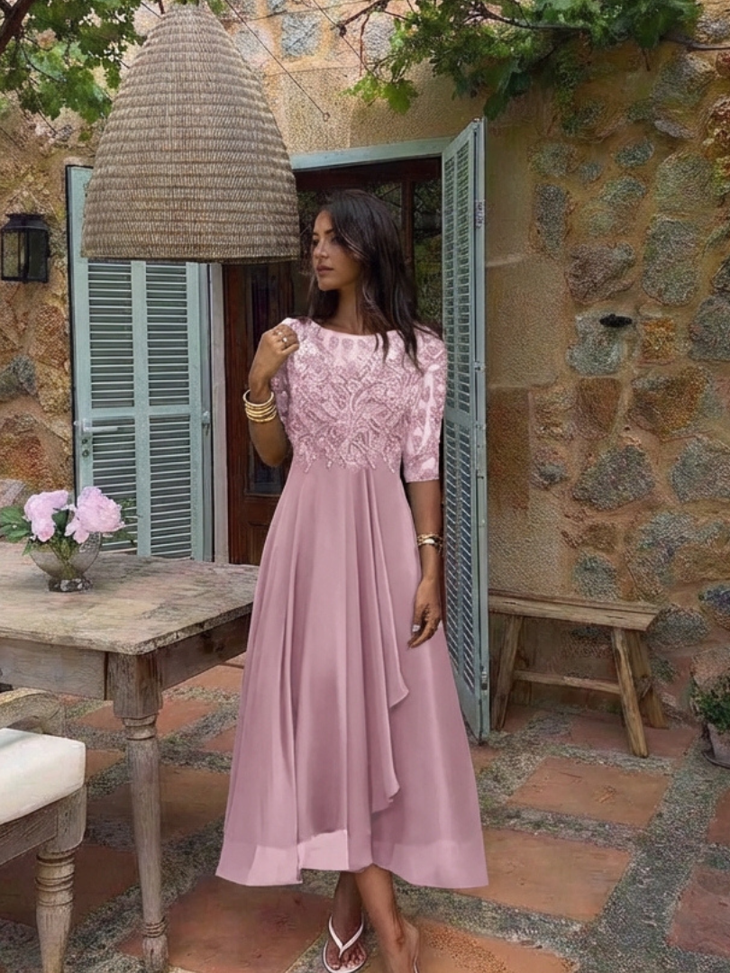 Vivian | Robe Midi à Corsage en Dentelle et Manches Trois Quarts